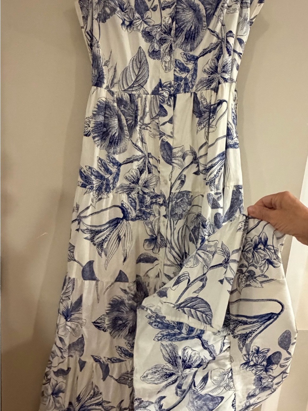 Avec Les Filles Blue and White Floral Maxi Shirt Dress NWT sz 6 - Picture 4 of 13